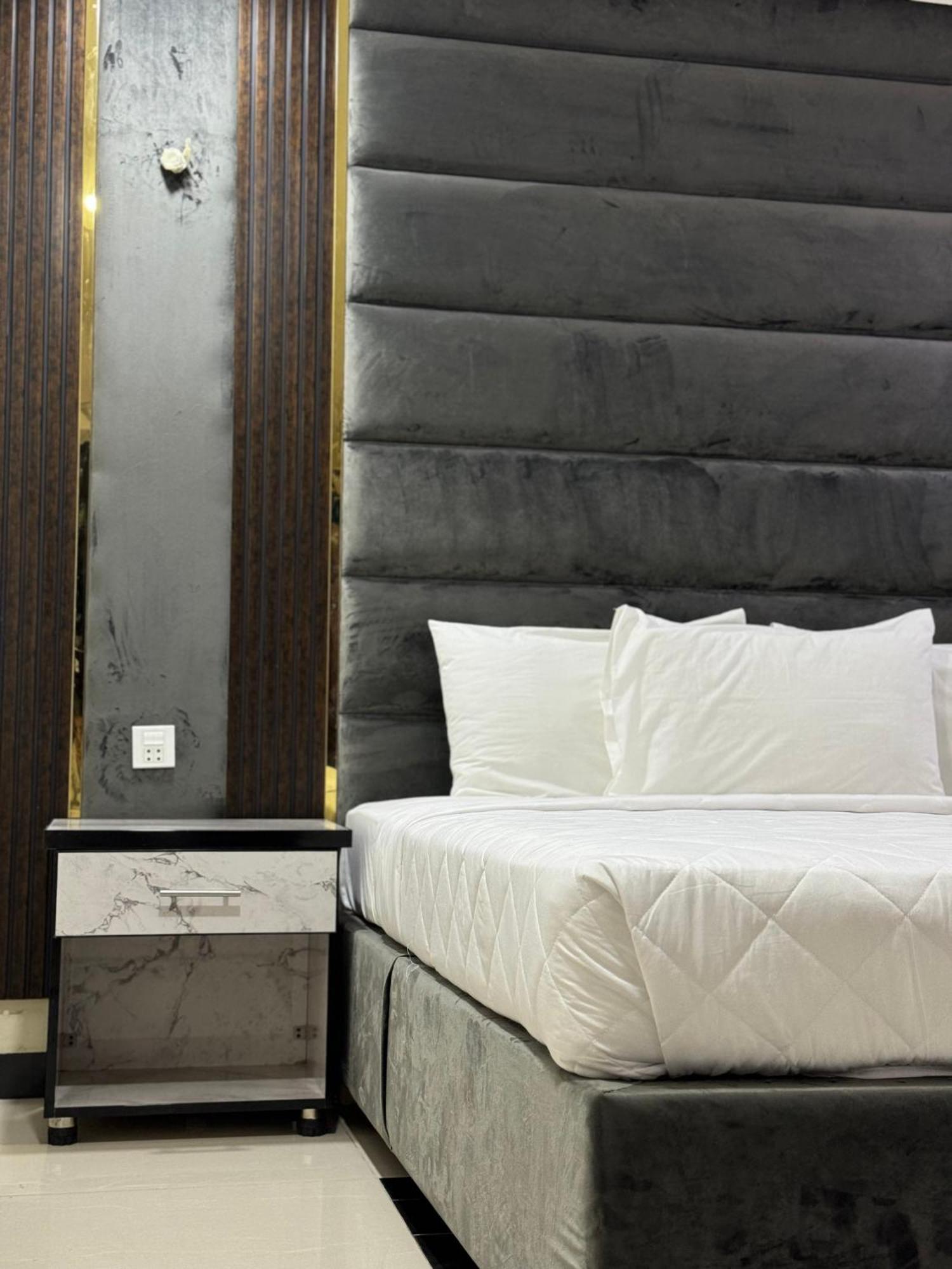 Rose Valet Guest House İslamabad Dış mekan fotoğraf