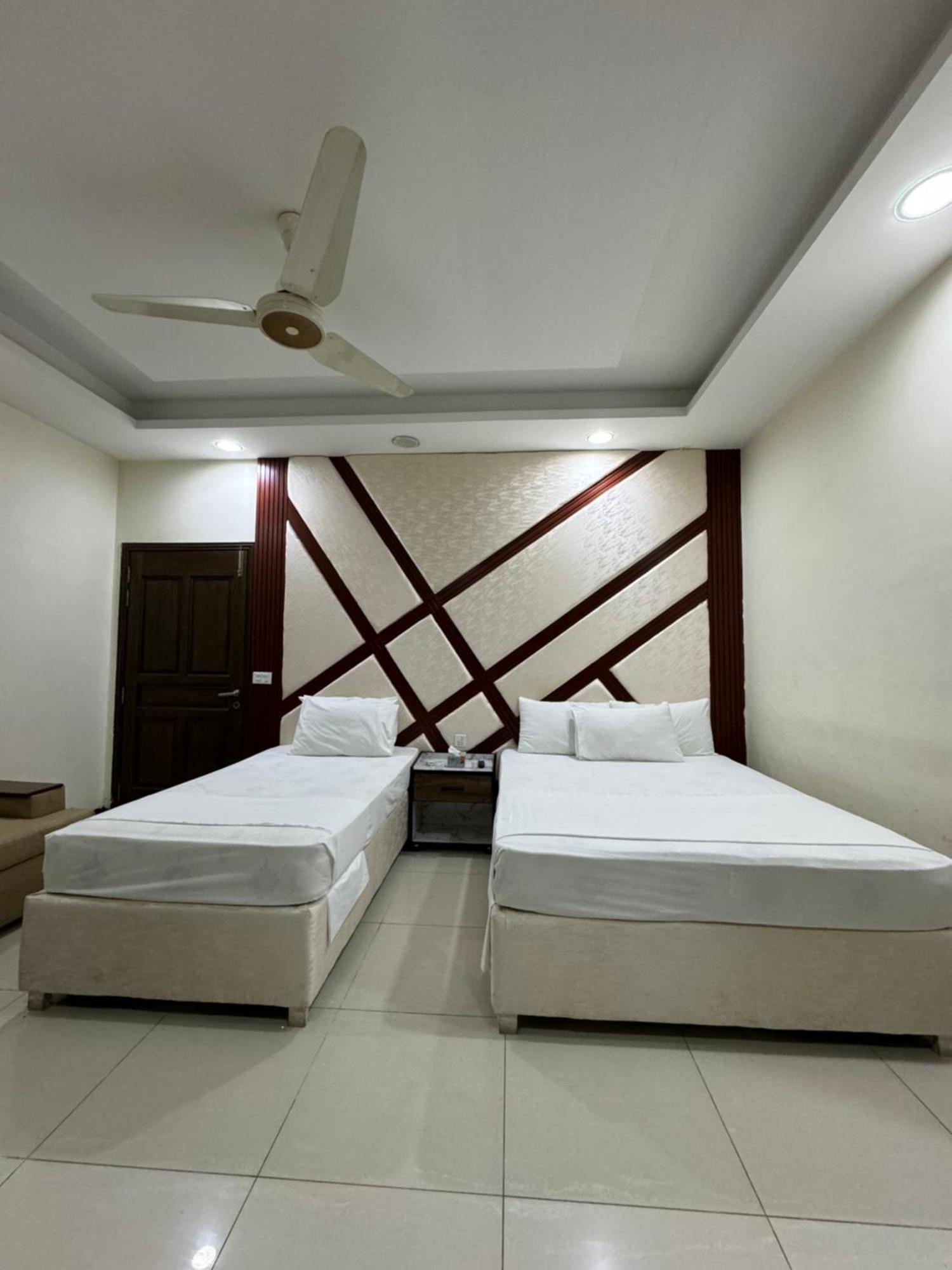 Rose Valet Guest House İslamabad Dış mekan fotoğraf
