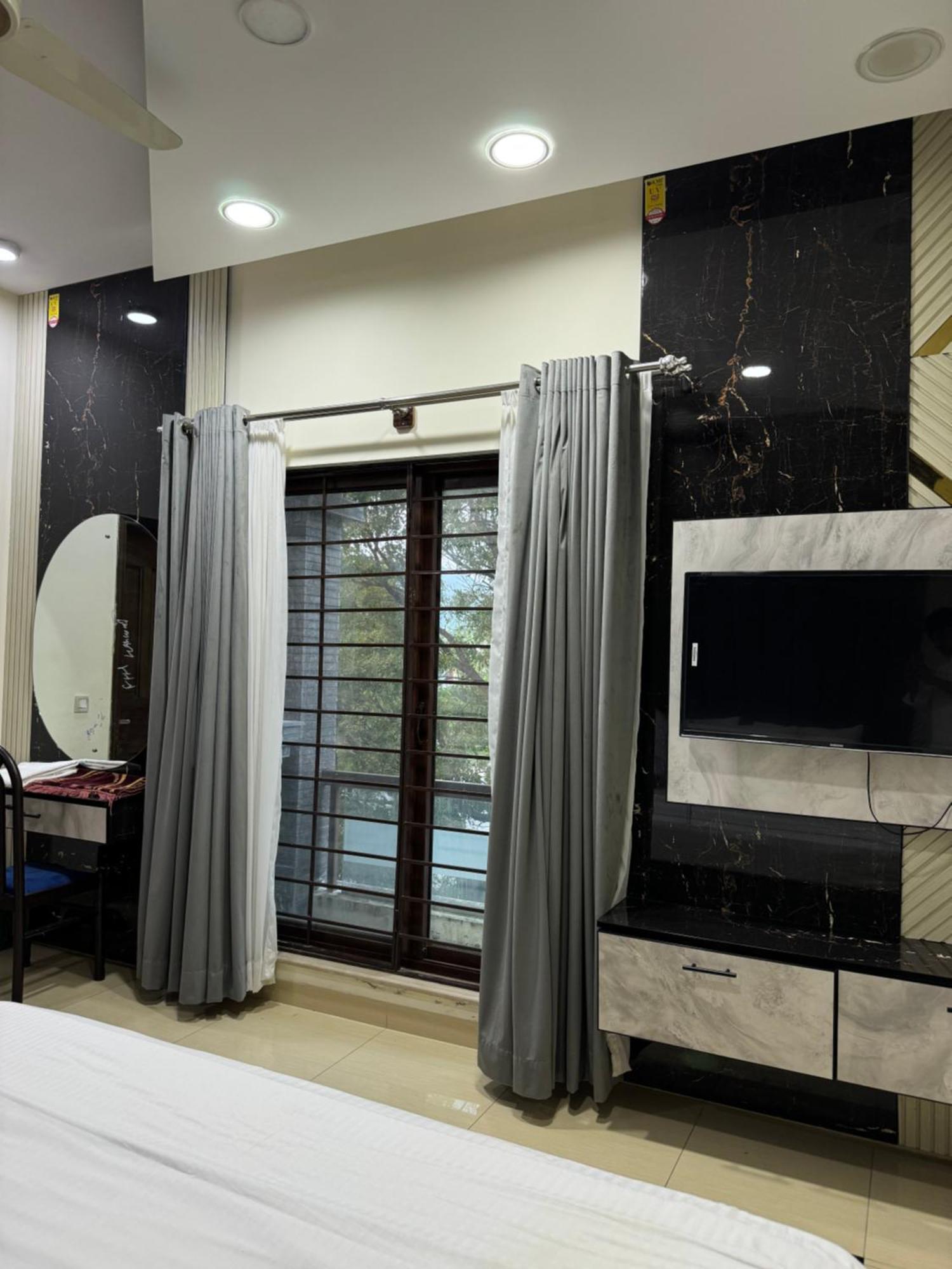 Rose Valet Guest House İslamabad Dış mekan fotoğraf
