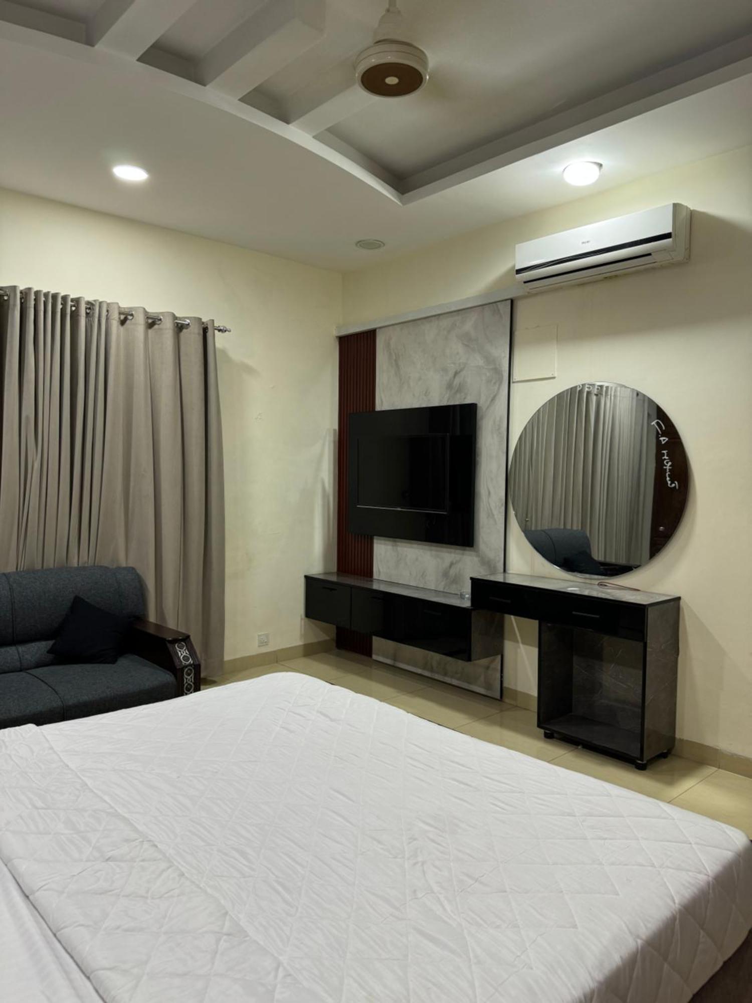 Rose Valet Guest House İslamabad Dış mekan fotoğraf
